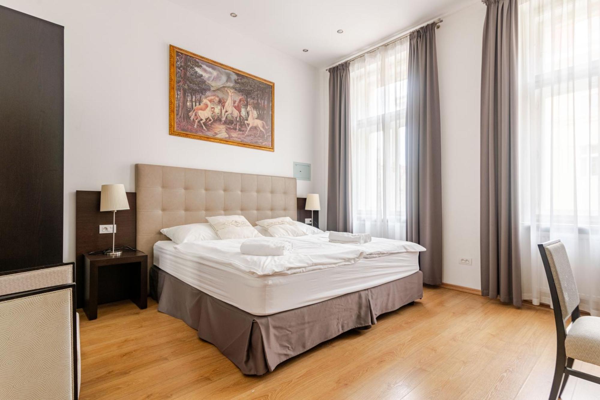 Riverside Palace * Praag