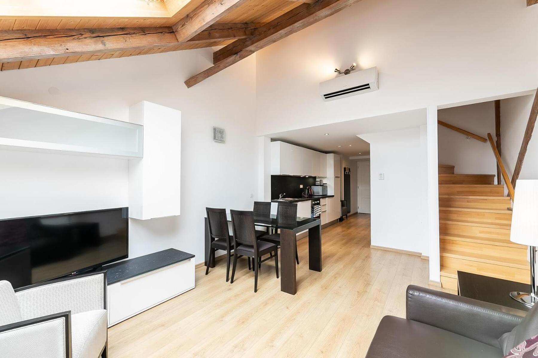 Appartement Riverside Palace Praag