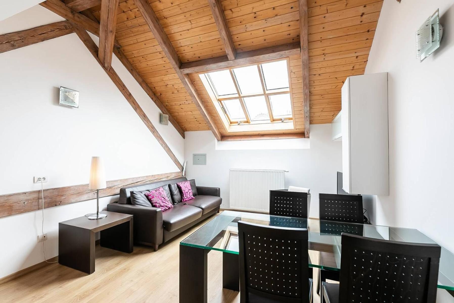 Riverside Palace Appartement