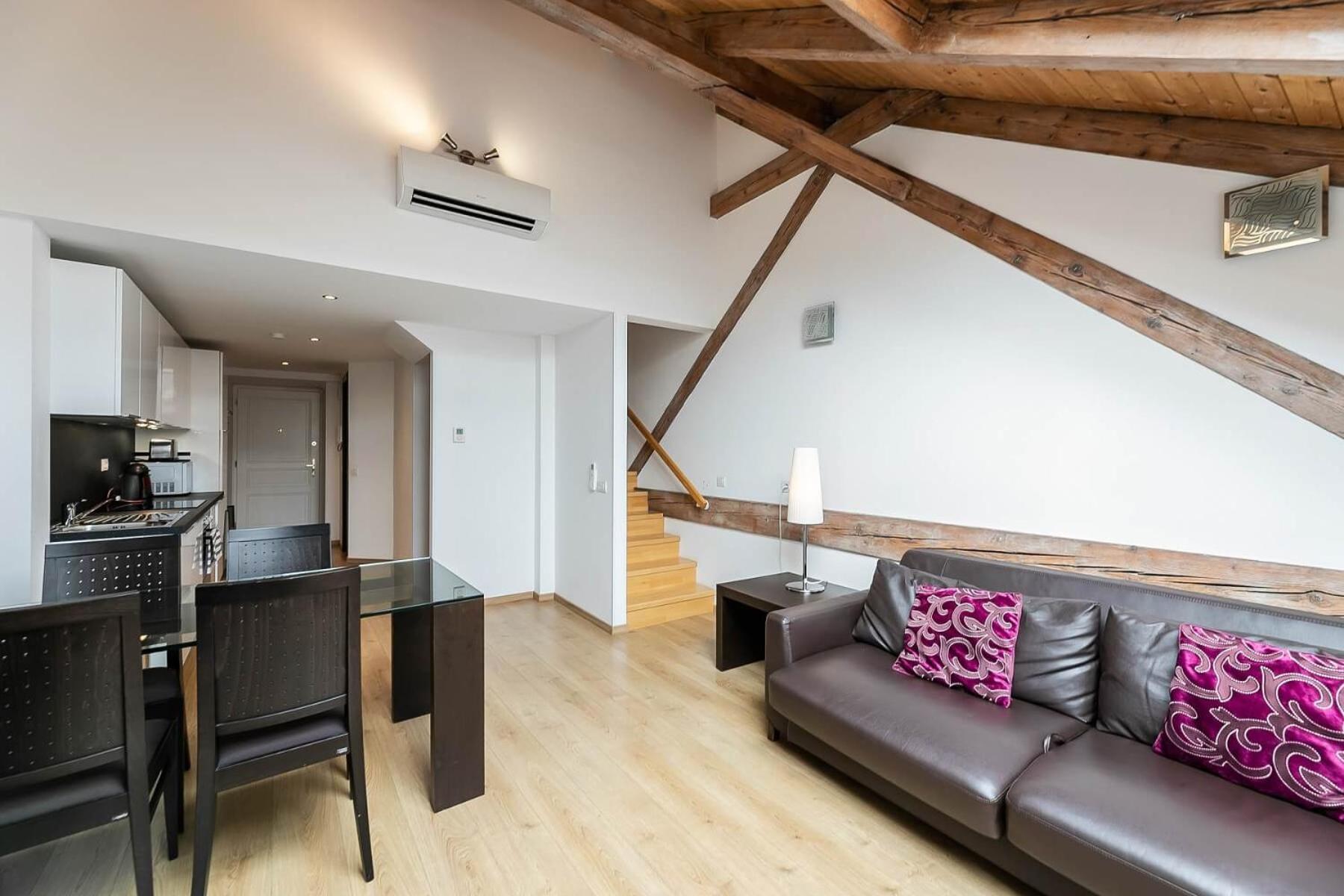 Appartement Riverside Palace Praag