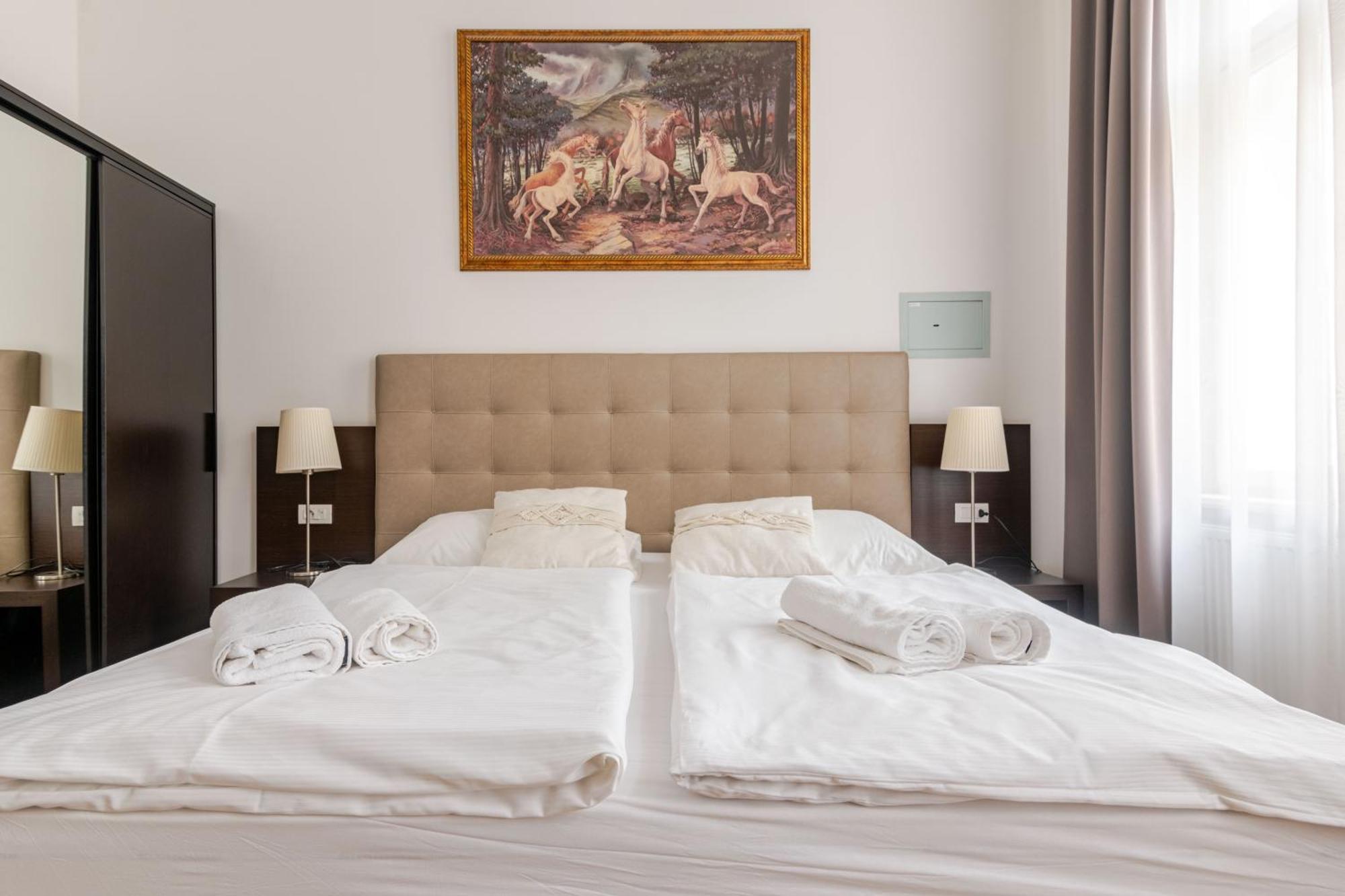 Riverside Palace Apartamento